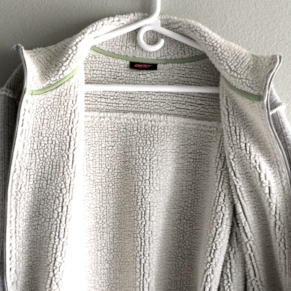 Like New DKNY Active Men's Distressed Fleece Jacket - Picture 5 of 7